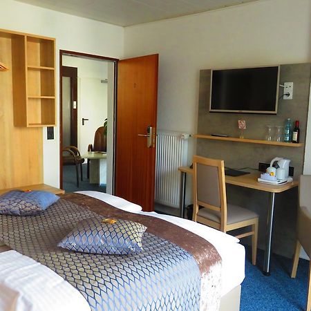 קאסל Hotel Am Sonnenhang מראה חיצוני תמונה